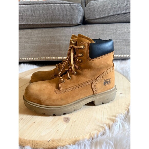Timberland Boots - Picture 1 of 8